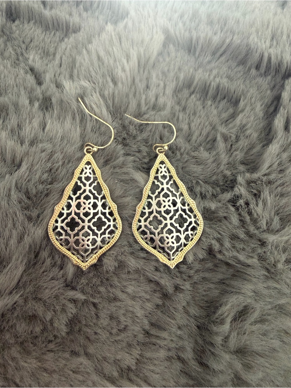 Kendra Scott 2 tone Filigree Teardrop Earrings